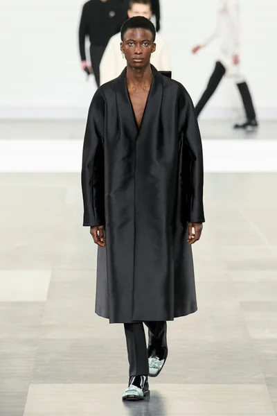 Look 20